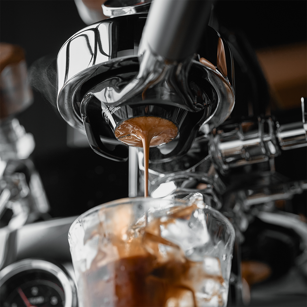 IKAPE-Convex-Espresso-Basket-and-black-portafilter