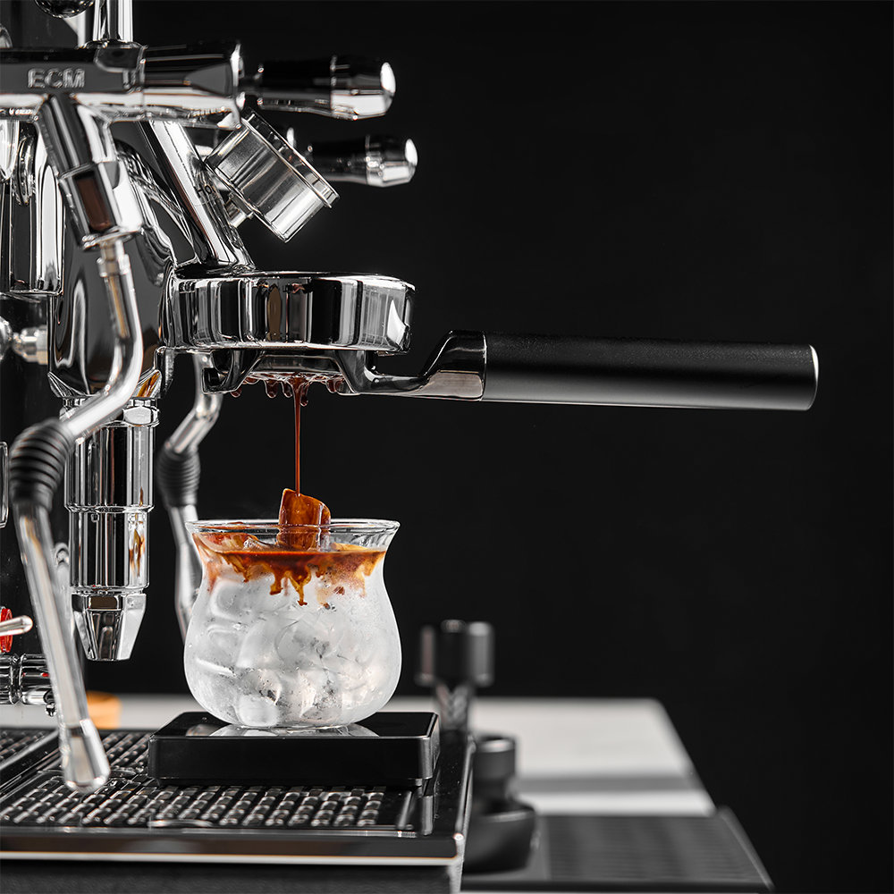 IKAPE-Flat-bottom-portafilter-and-ECM-coffee-maker