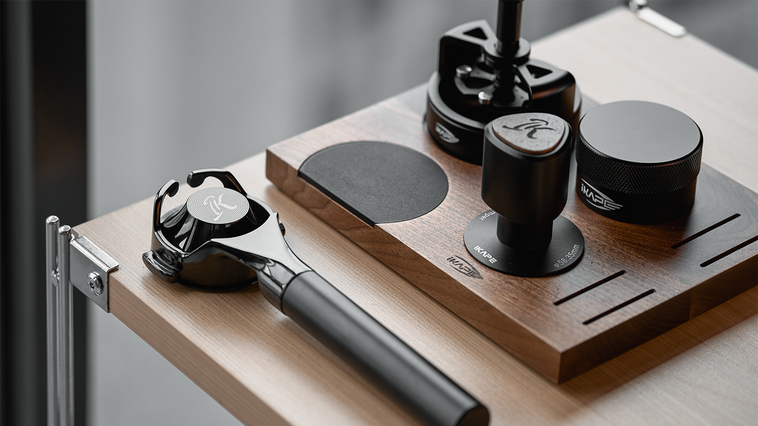 IKAPE-Geometric-Impact-Coffee-Tamper