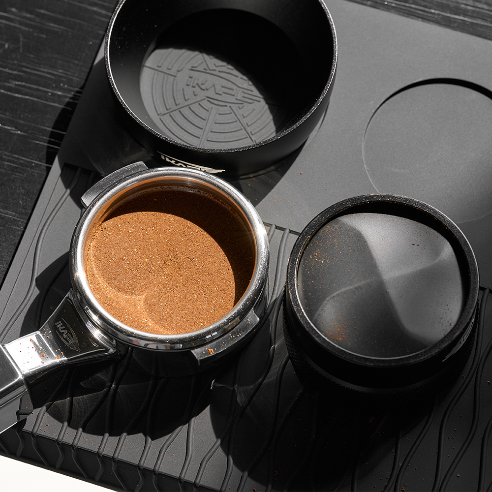 ikape-58mm-gravity-distributor-with-black-base