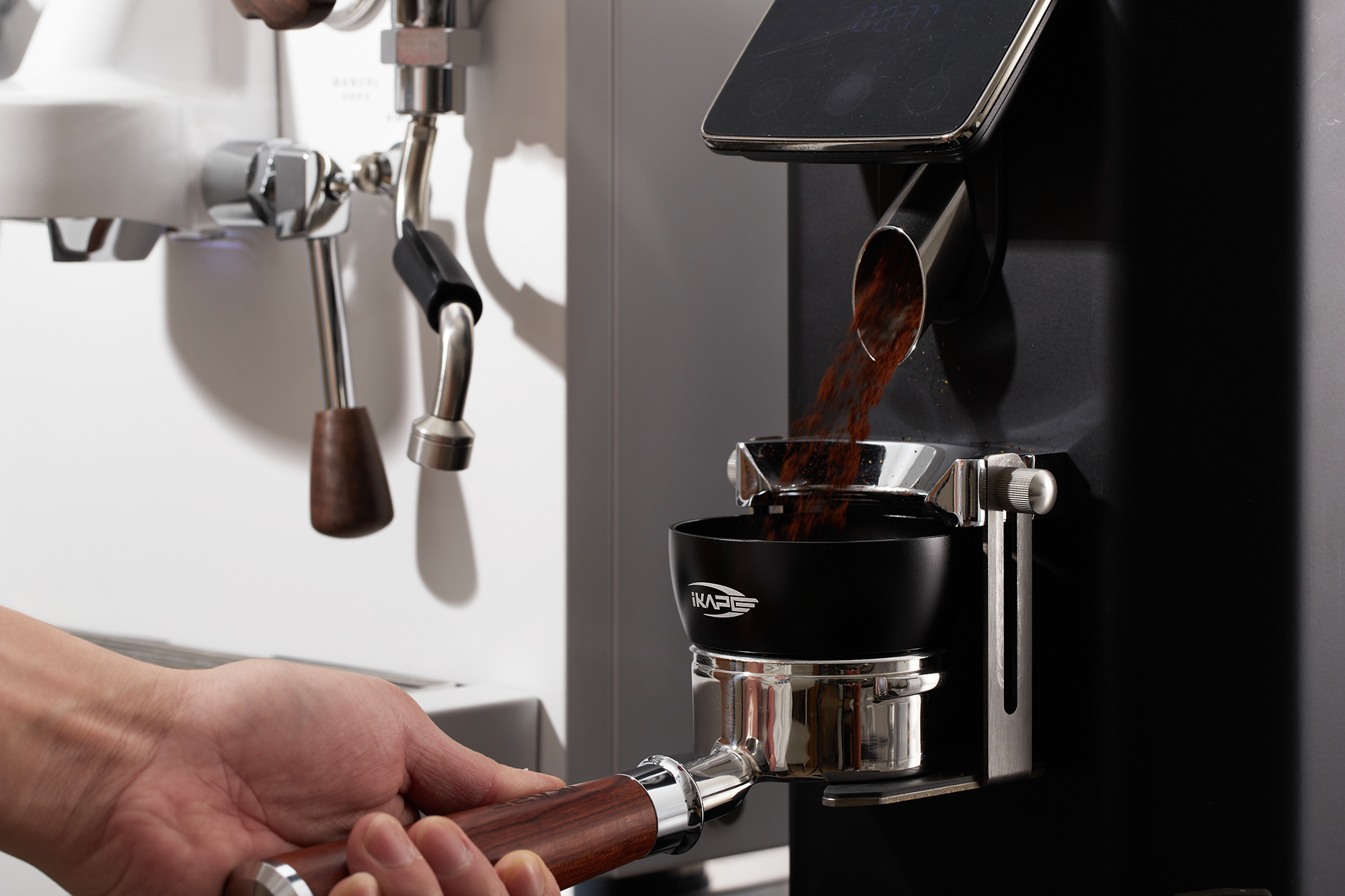 IKAPE V2 Espresso Magnetic Dosing Funnel