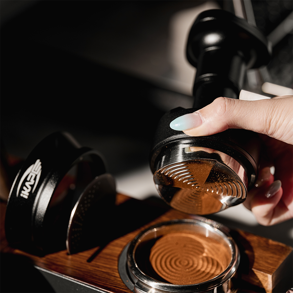 IKAPE All-in-One Coffee Distributor and Tamper Combo - UniPress