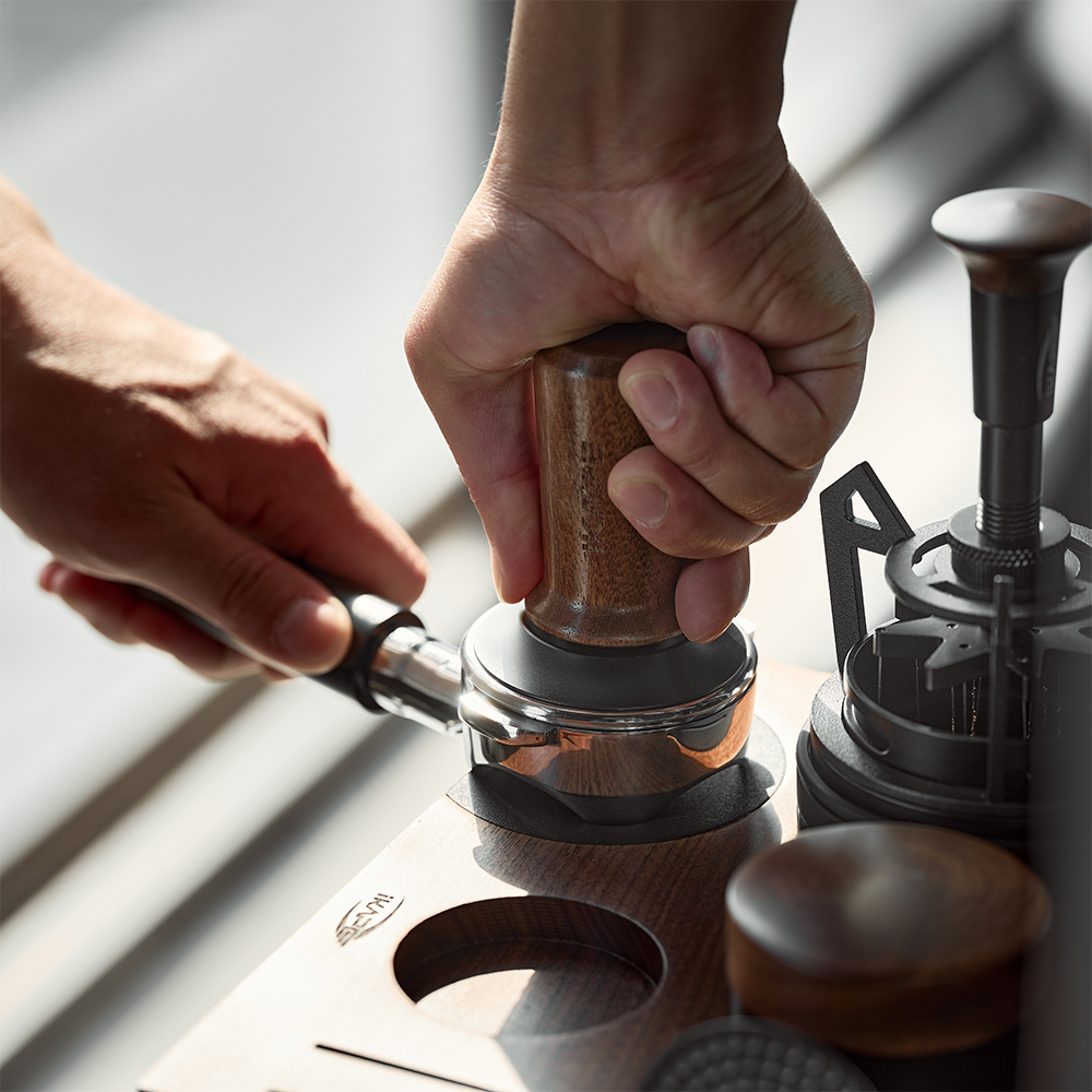 IKAPE V3 Calibrated Coffee Tamper(Wooden Handle,Black Base) IKAPE V3 Calibrated Coffee Tamper(Wooden Handle,Black Base)