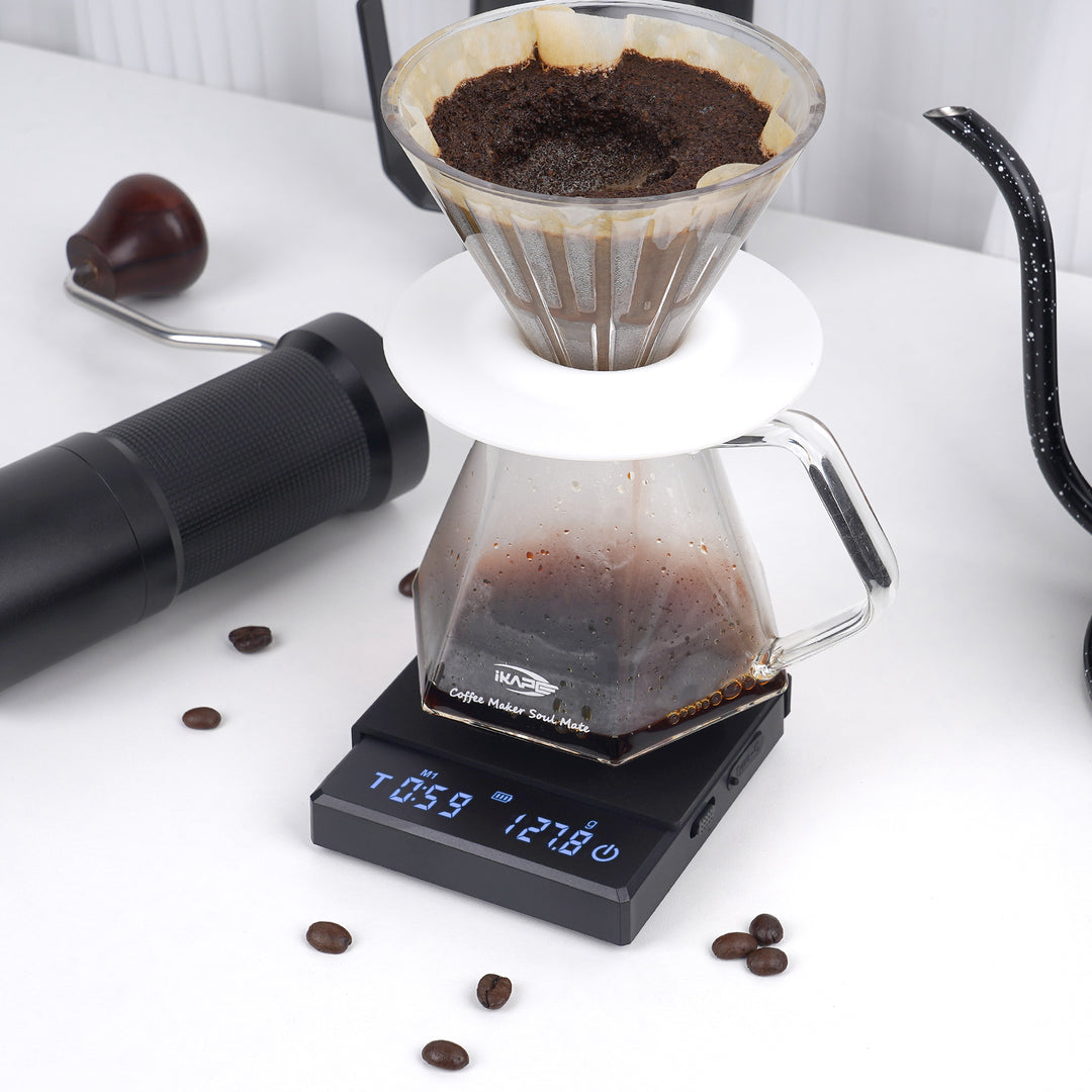 This Coffee Grinder with Integrated Scale Is a Coffee Helper