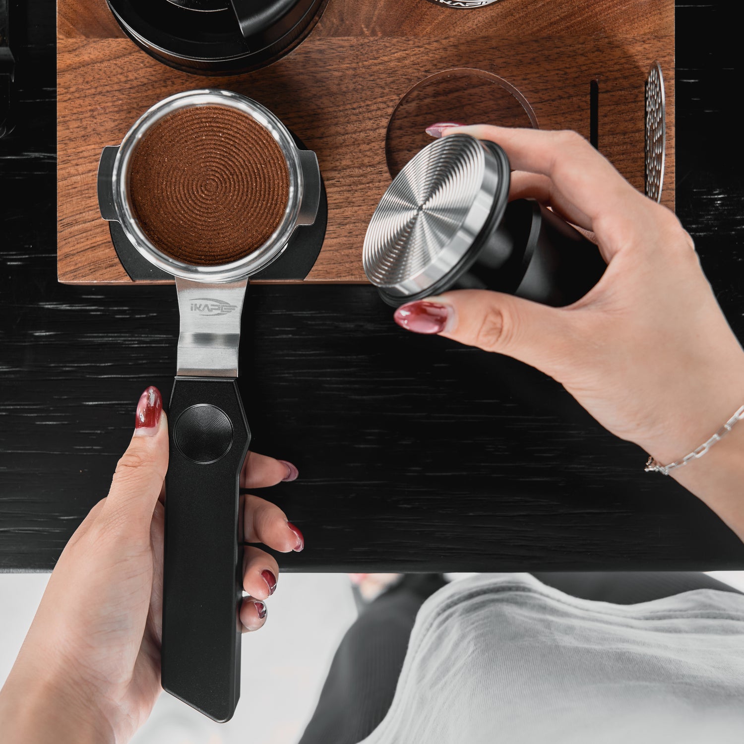 IKAPE Flat-bottom Bottomless Portafilter with Variable Diameter Basket - Polaris