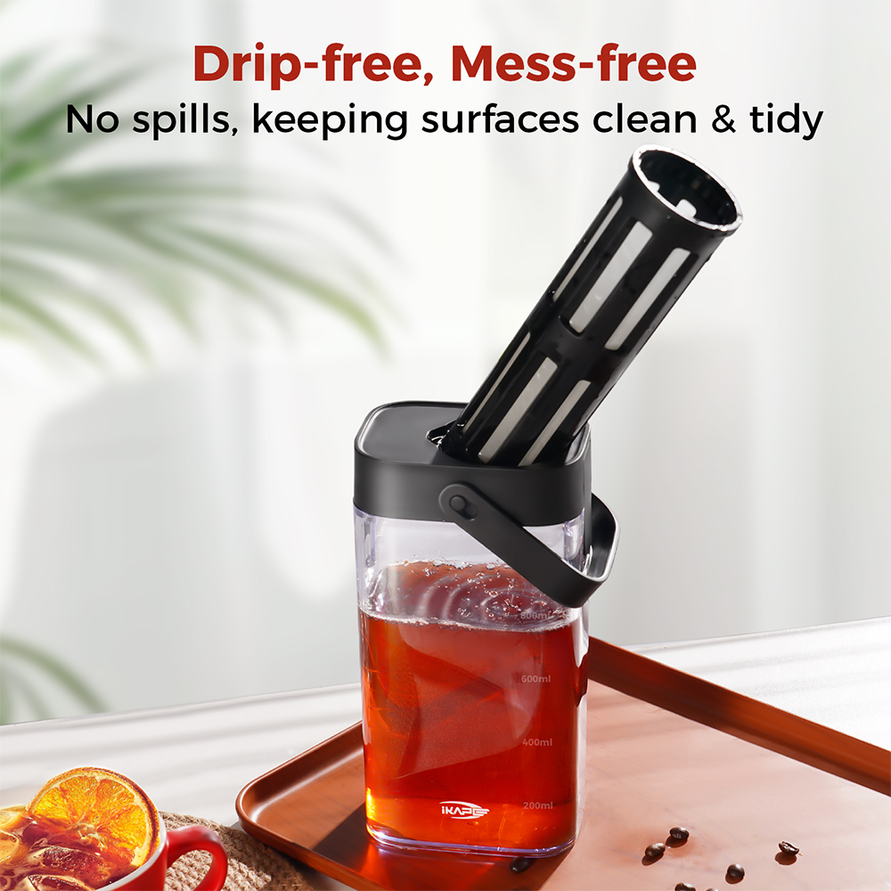 Cold-Brew-Coffee-Maker-black