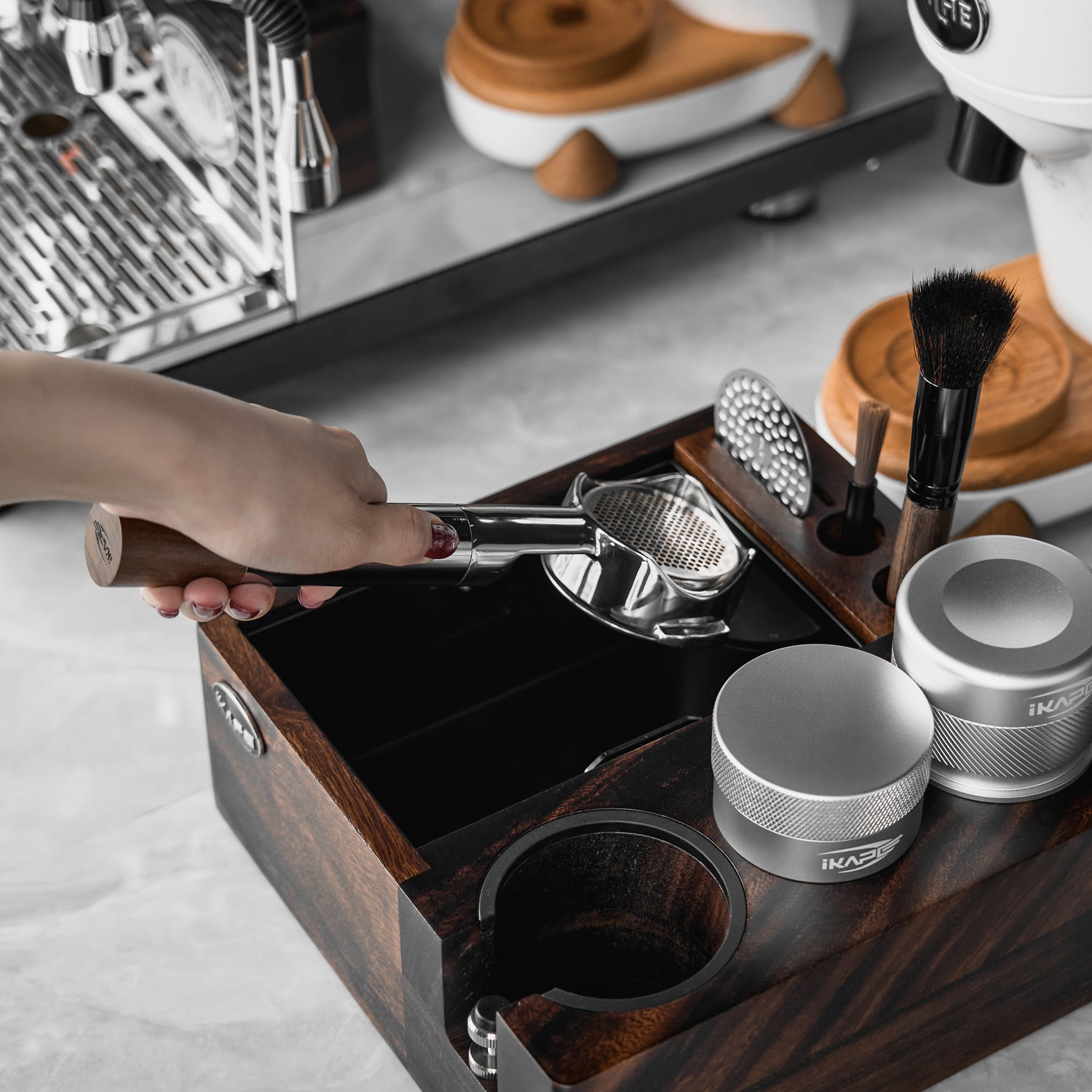 IKAPE Openwork Bottomless Portafilter with High Extraction Precision Basket