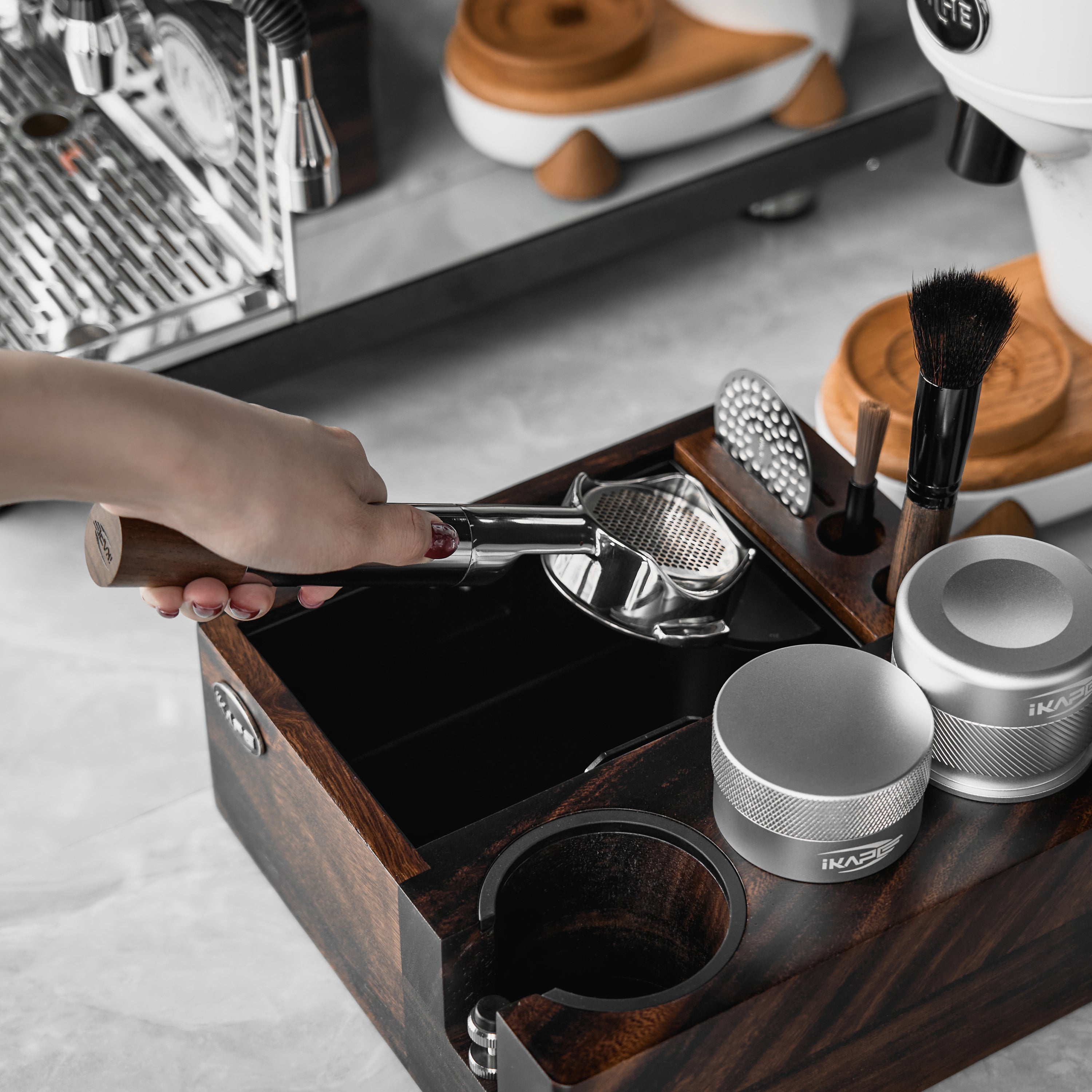 IKAPE Openwork Bottomless Portafilter with High Extraction Precision Basket