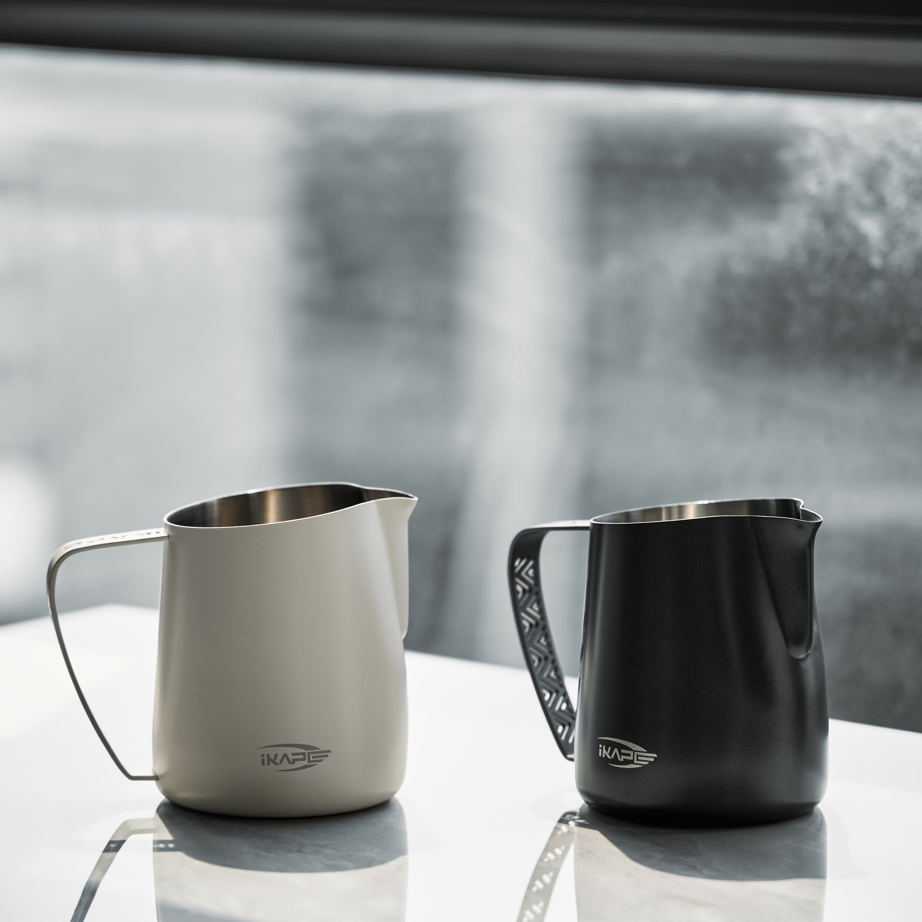 IKAPE-Espresso-Milk-Latte-Art-Pitcher - Hollow-Handle