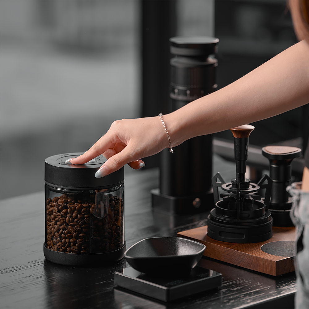 Vacuum-Bean-Canisters
