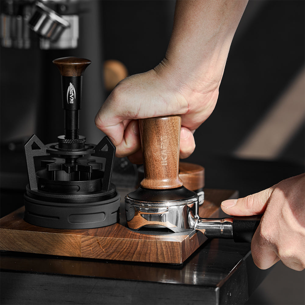 Walnut-Espresso-Puck-Prep-Set-IKAPE-tamper