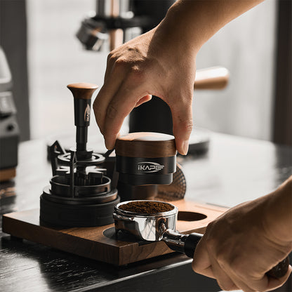 Walnut-Espresso-Puck-Prep-Set-distributor