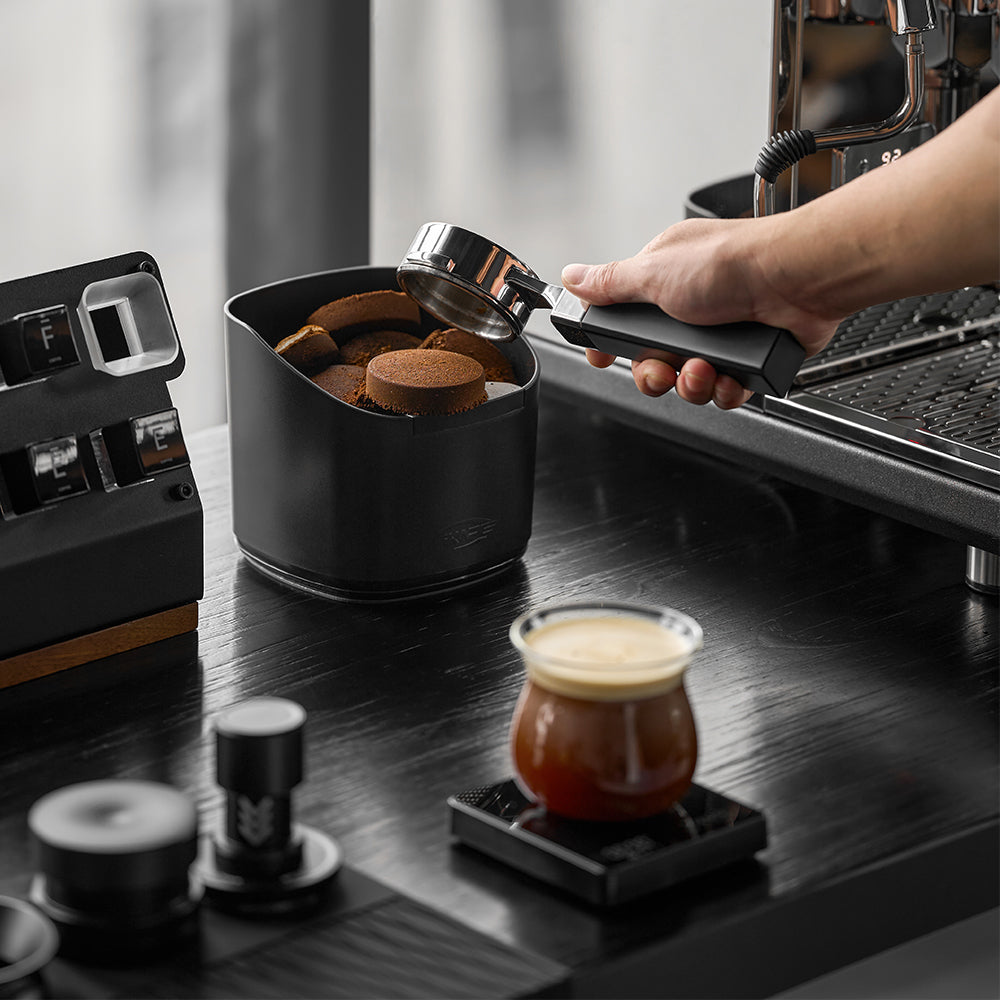 how-to-use-the-espresso-knock-box