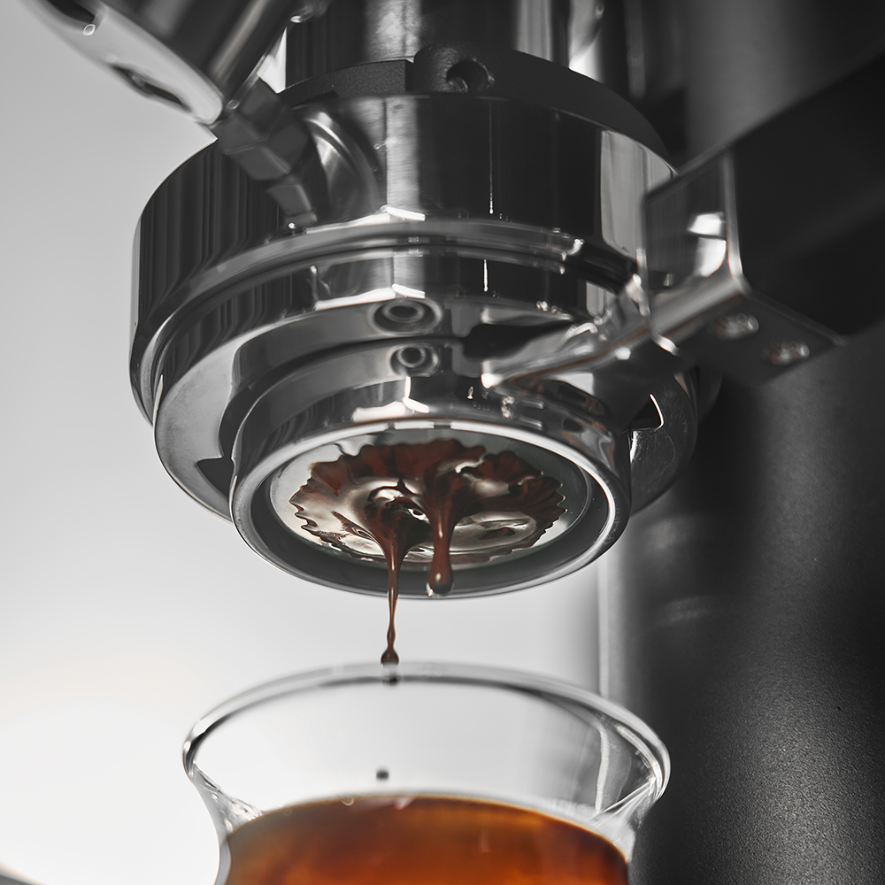 IKAPE Flat-Base E61 Bottomless Portafilter with High-Extraction Basket-CUBOID